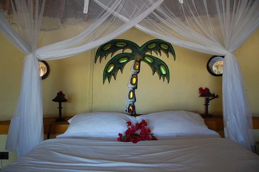 Family Bungalow, 1 Bedroom, Garden View photo 2