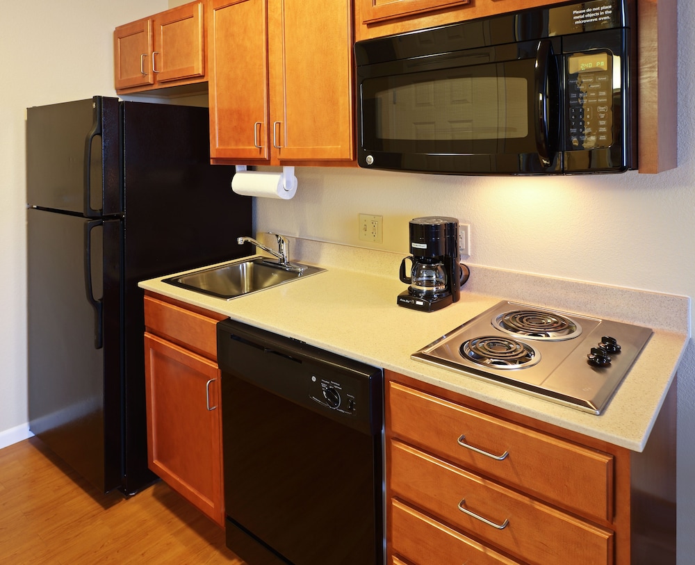 Suite, 1 Bedroom - Photo 5