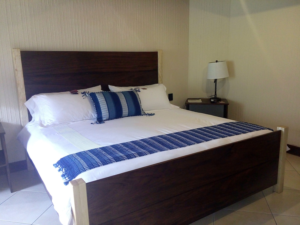 Royal Suite, 1 Bedroom, Mountain View photo 1