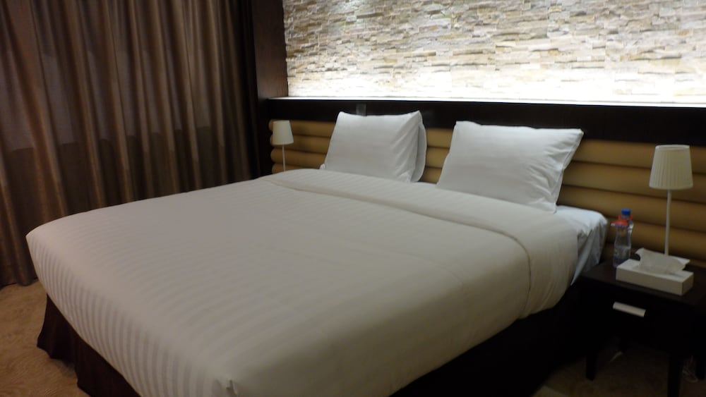 Executive Room photo 2