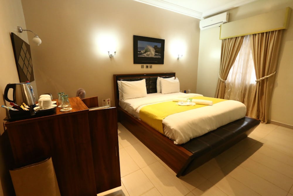 Royal Suite photo 1