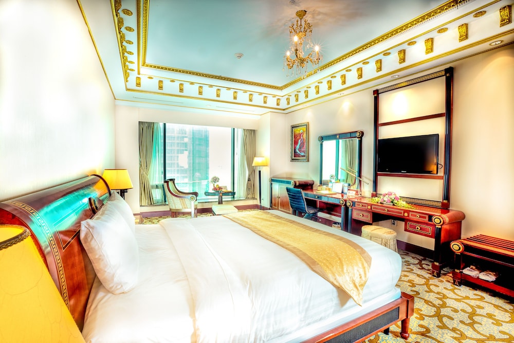 Deluxe King Room photo 2