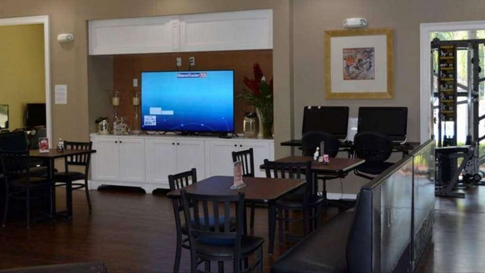 Luxury 4bdr 5 Miles From Disney, Foto 33