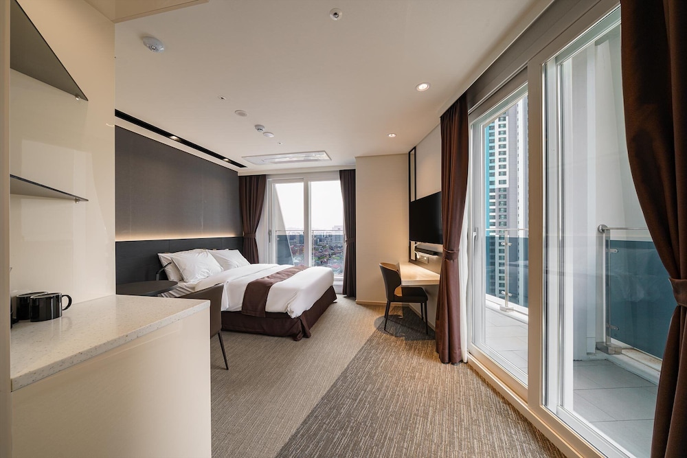 Deluxe Double Room - Photo 1