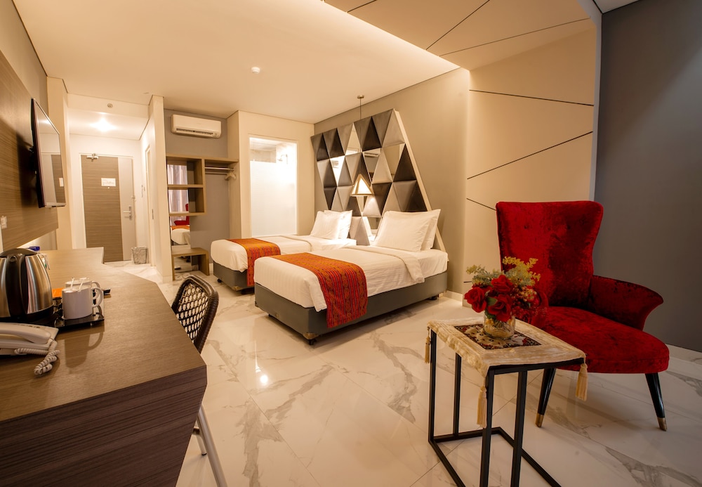 Deluxe Twin Room, Sea View - Photo 4