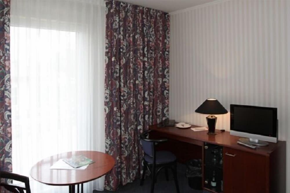 Single Room photo 3