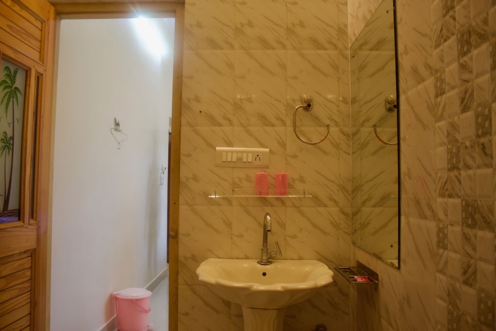 AC Standard Hut Room photo 2