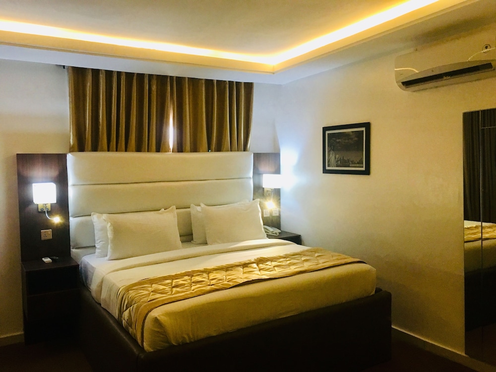 Executive Room, 1 Queen Bed photo 1