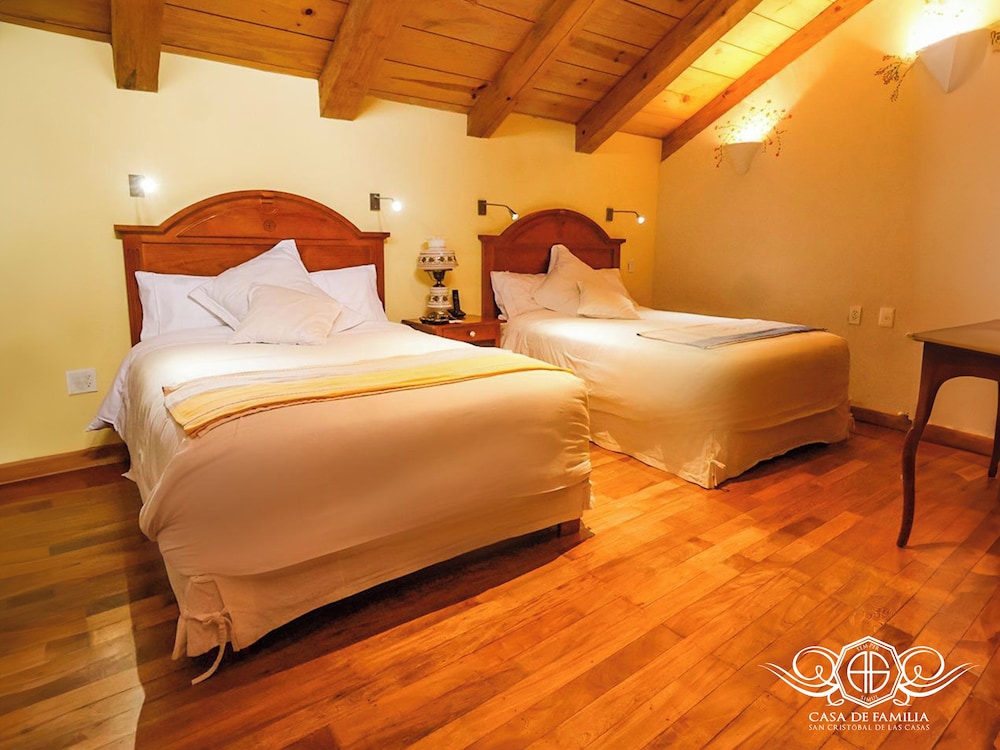Standard Room, 2 Double Beds