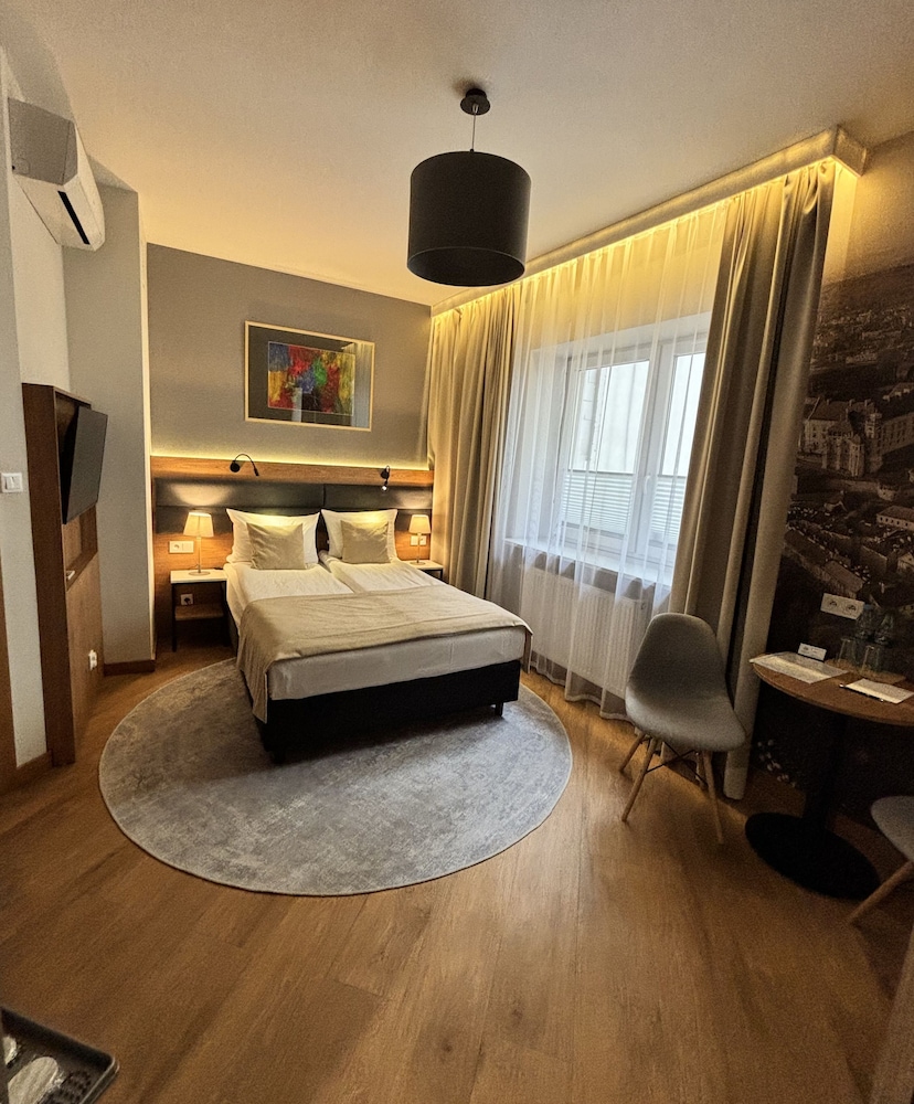 Traditional Room