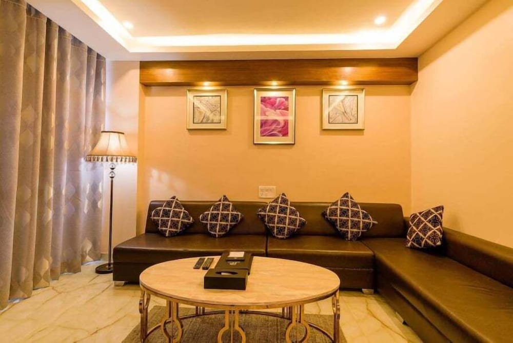Executive Suite photo 1