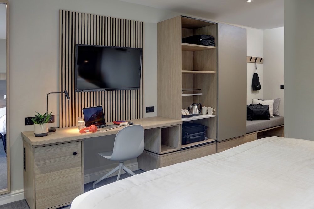 Executive Room, 1 King Bed, Non Smoking