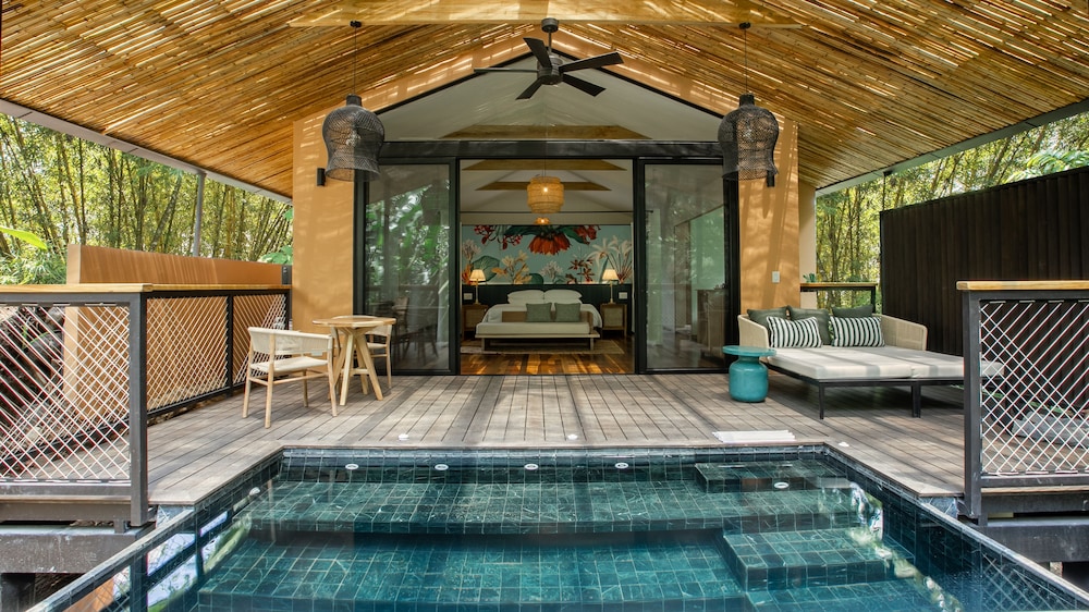 Arenal Pool Casita