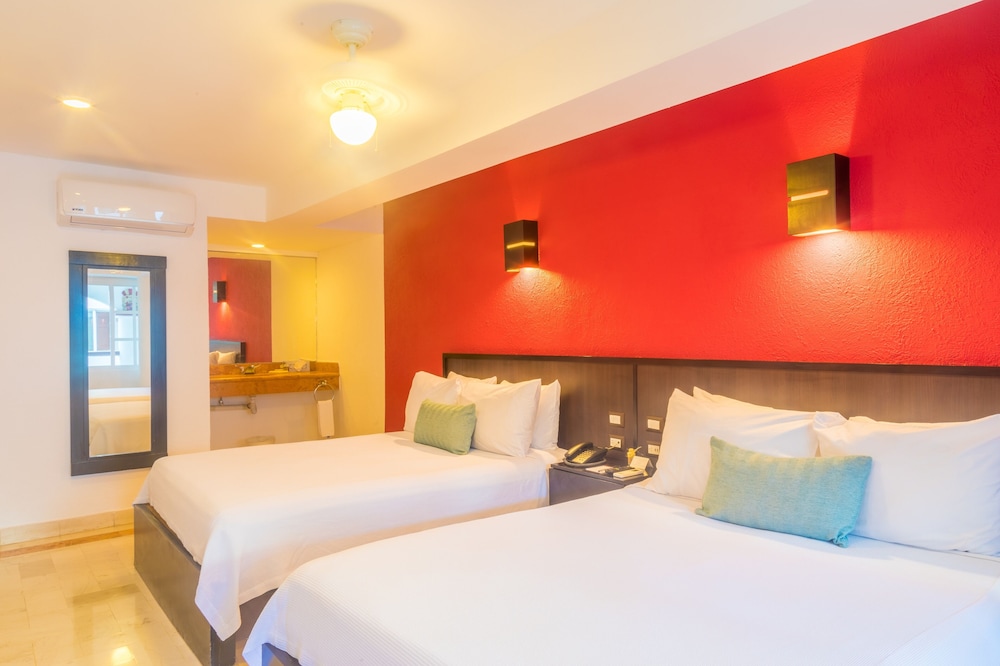 Quadruple Room - Photo 2