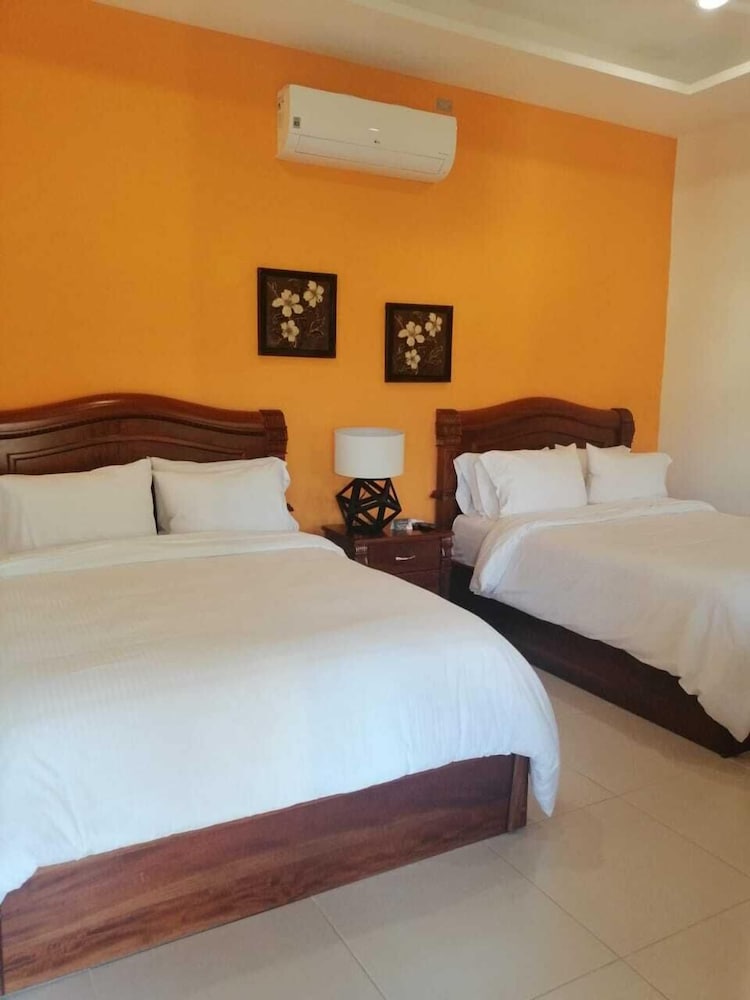 Deluxe Twin Room photo 2