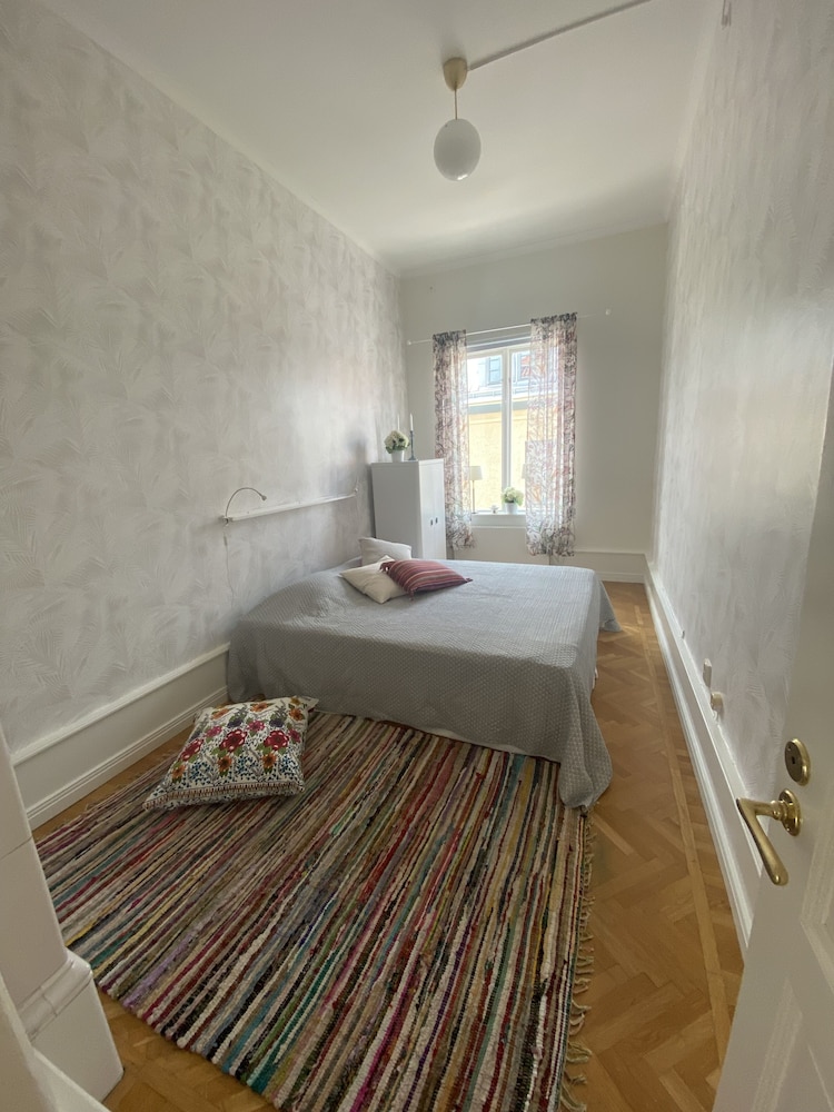 Exclusive Apartment, Annex Building photo 2