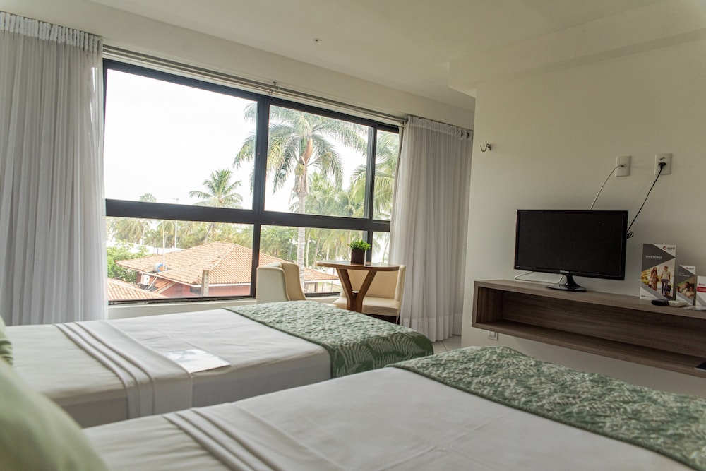 Superior Room, Multiple Beds, Partial Sea View photo 2