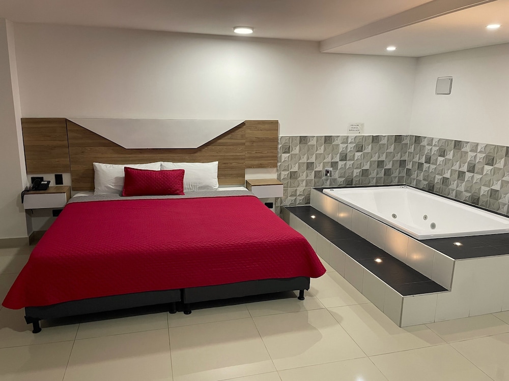 Deluxe Double Room, Hot Tub photo 1