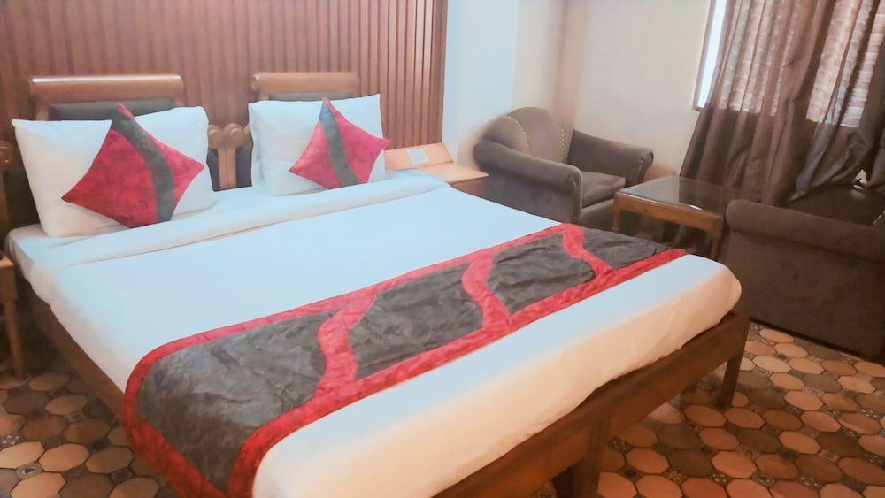 Deluxe Double or Twin Room - Photo 6