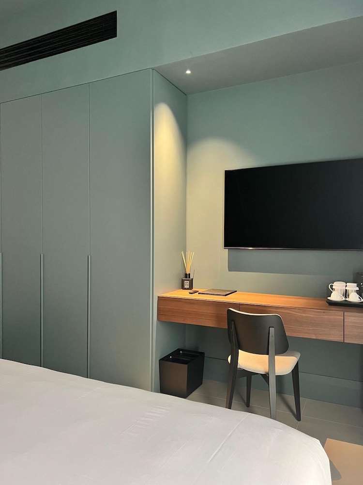 Deluxe Suite - Photo 14