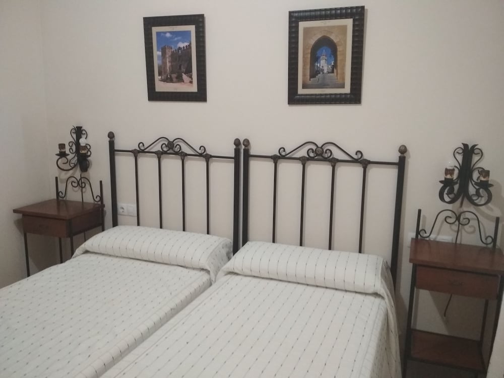 Double or Twin Room photo 2