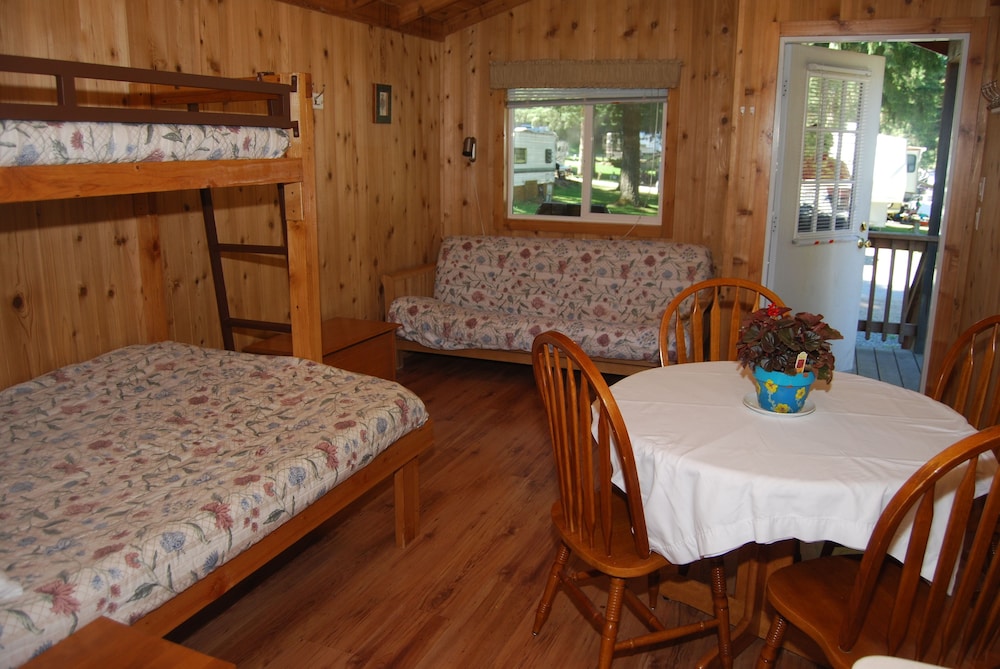 Studio, Non Smoking, Kitchenette (No Pets, Linens Incld) photo 1