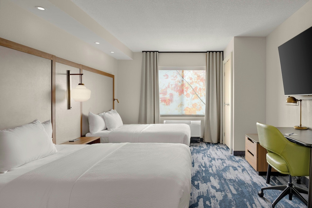 Suite, Multiple Beds photo 2