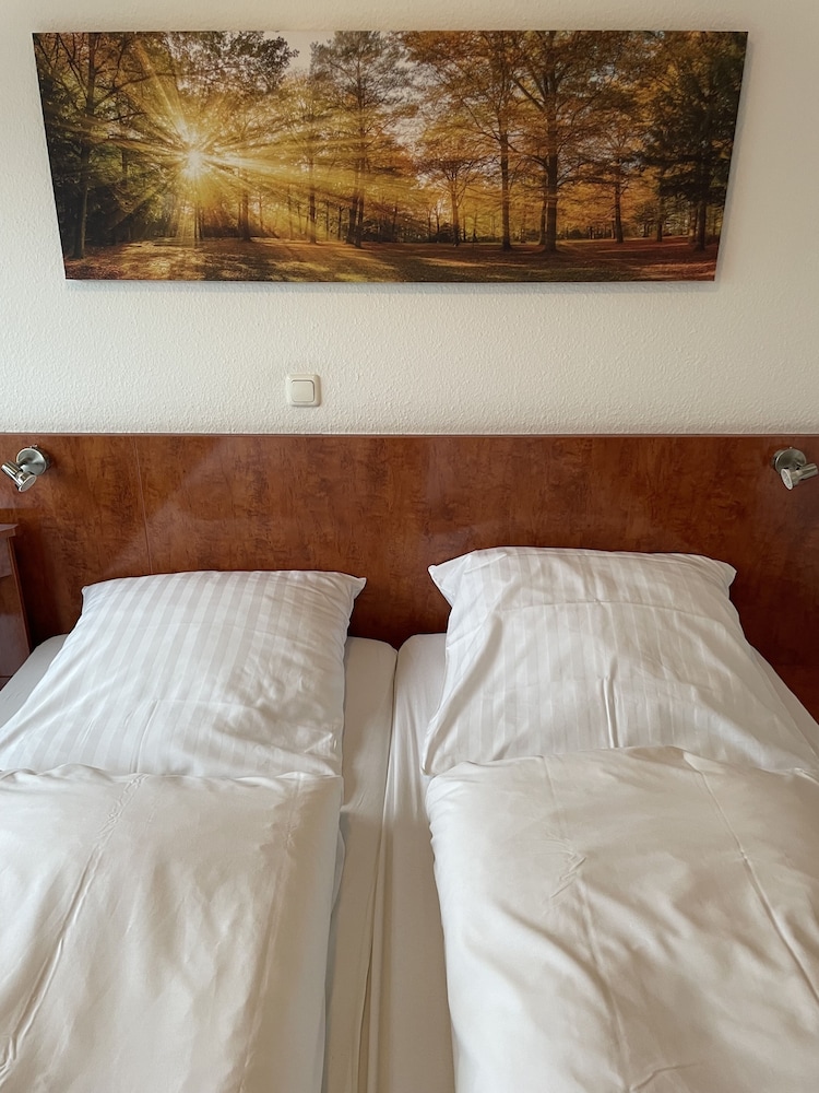 Basic Double or Twin Room
