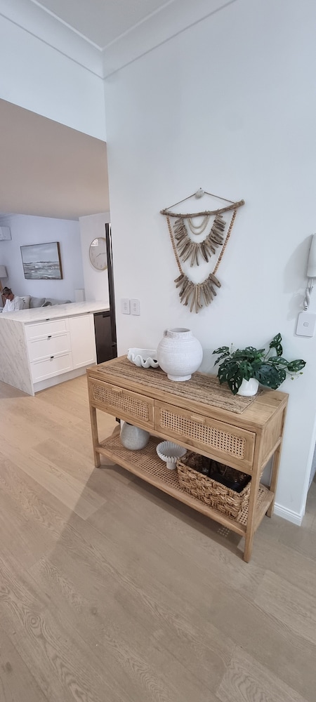 2 Bedroom Superior Split Level Villa (1 King + 1 Queen) photo 2