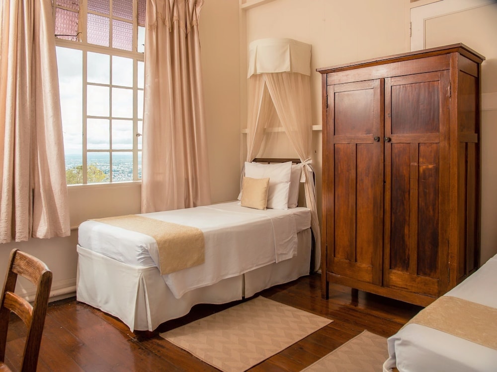 Classic Room, 1 Twin Bed, Shared Bathroom photo 1