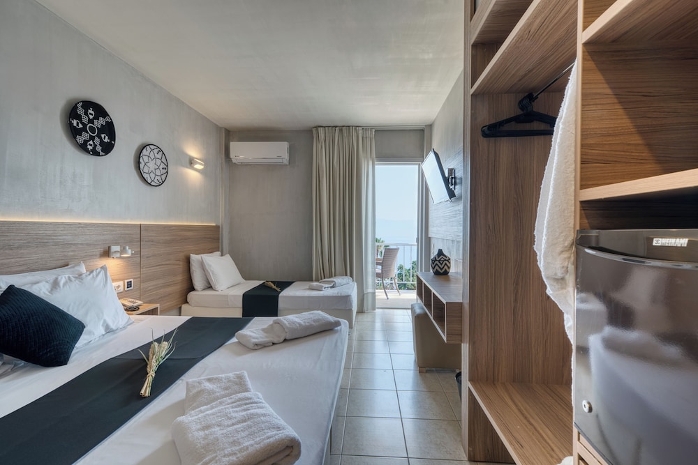 Standard Double Room, Sea View photo 1