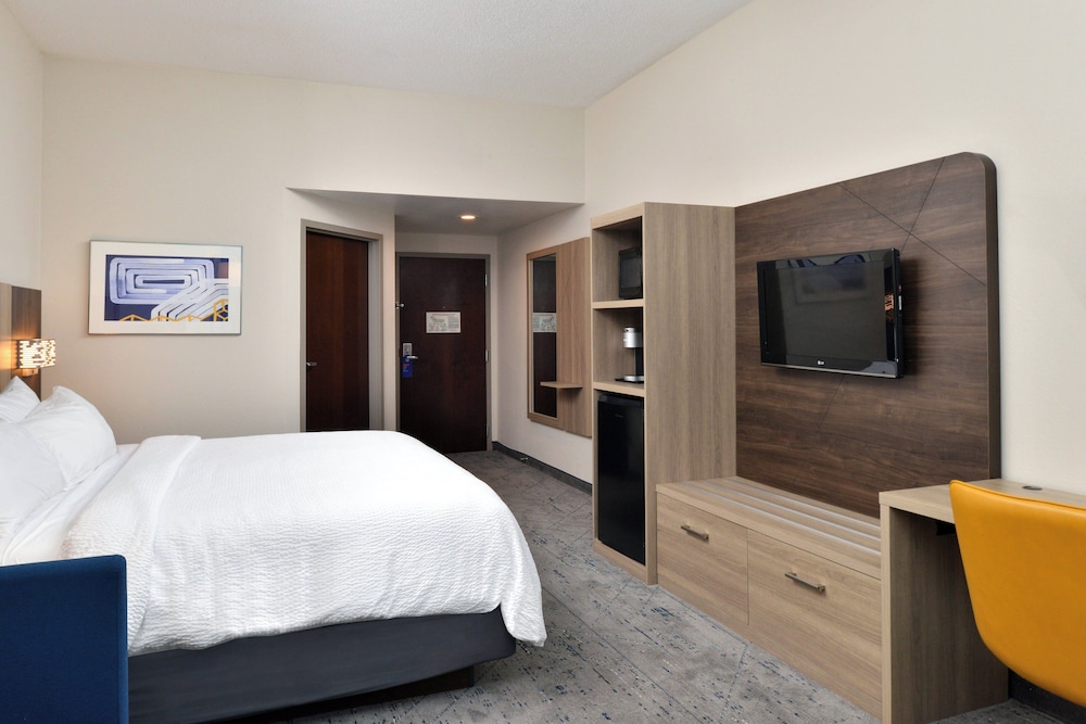 Standard Room, 1 King Bed (Leisure) - Photo 9