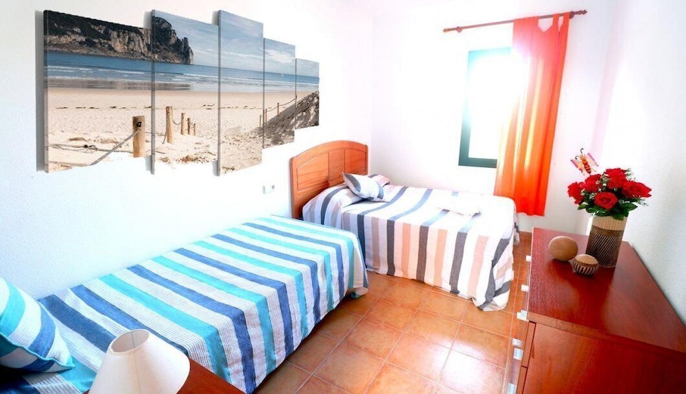 Shared Dormitory, Shared Bathroom (1 Bed In A Shared Dormitory Room) photo 2