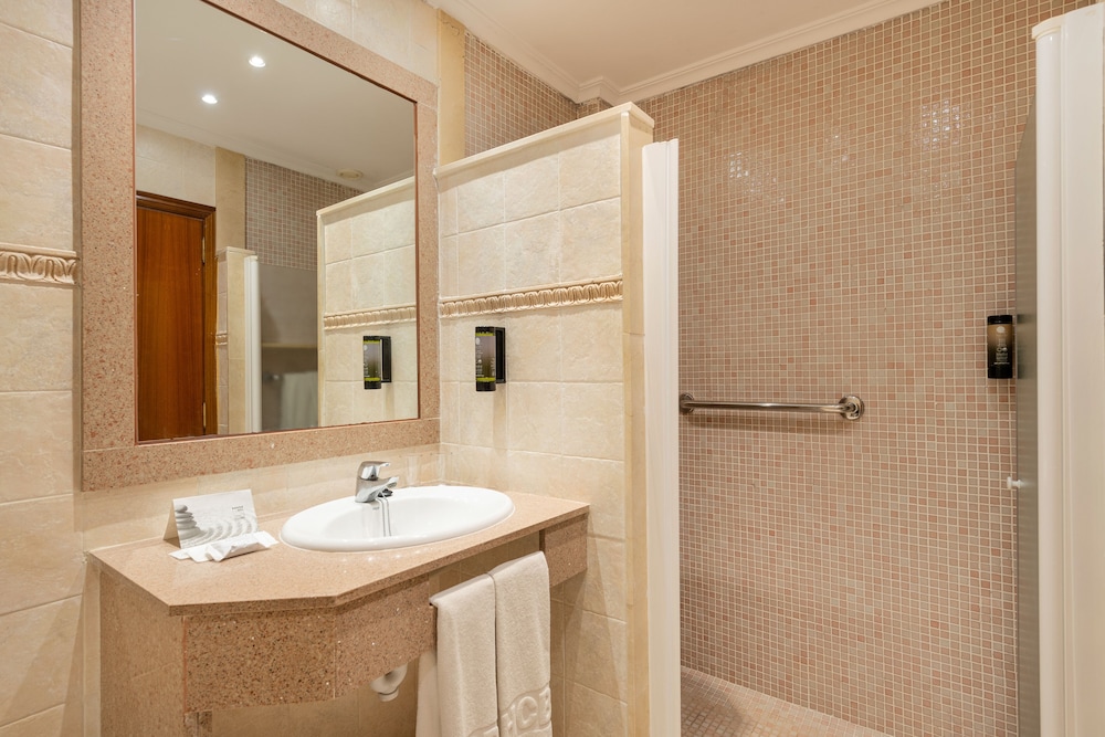 Standard Suite, Sea View photo 3
