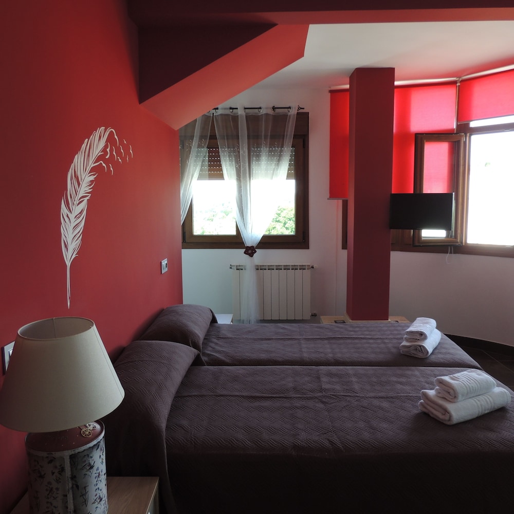 Triple Room, Shared Bathroom
