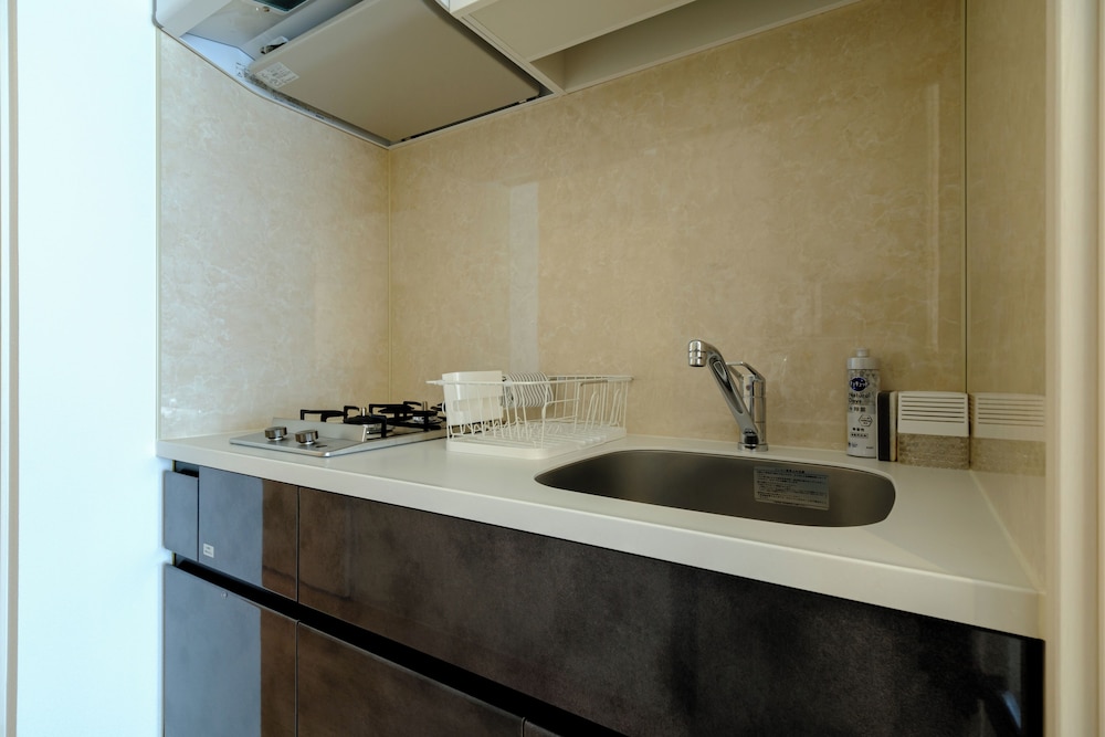 Basic Room, Non Smoking, Kitchen (1001) photo 2