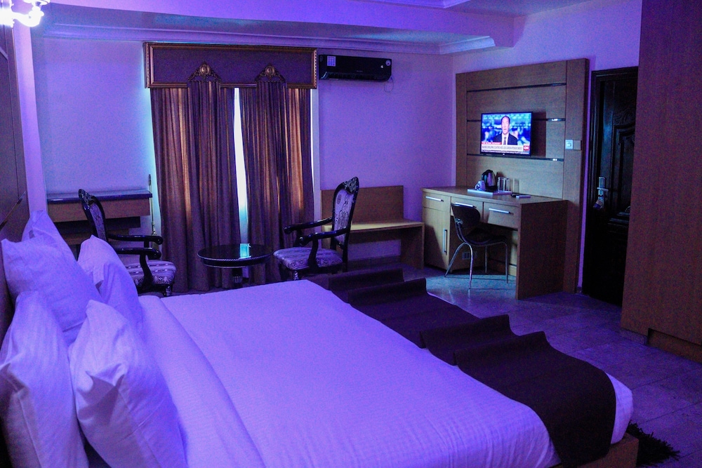 Family Suite photo 2