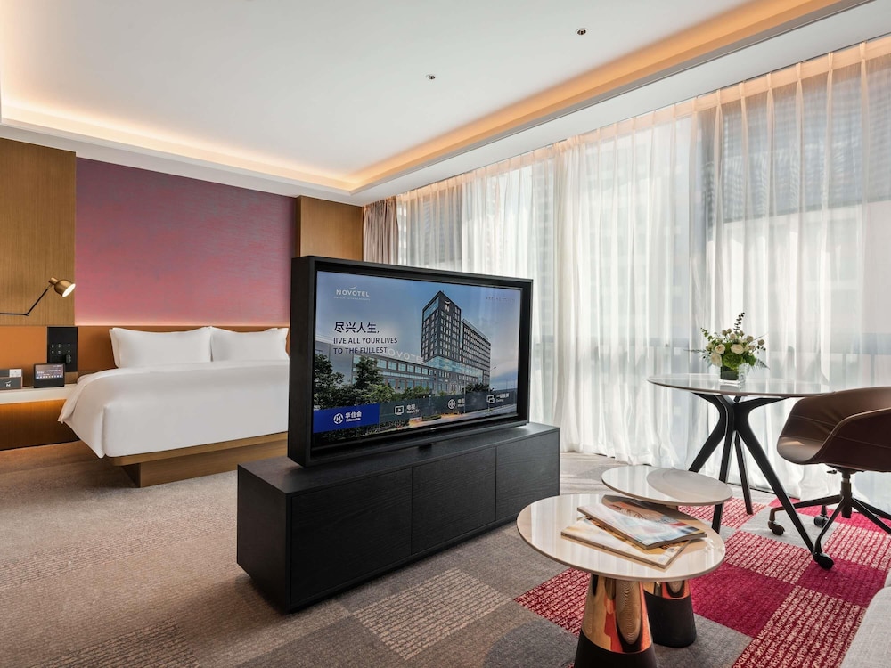Suite, 1 King Bed (Privilege) - Photo 1