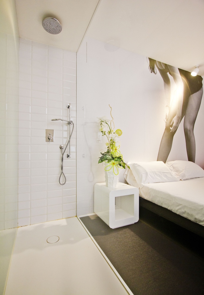 Deluxe Double Room, Garden Area - Photo 4