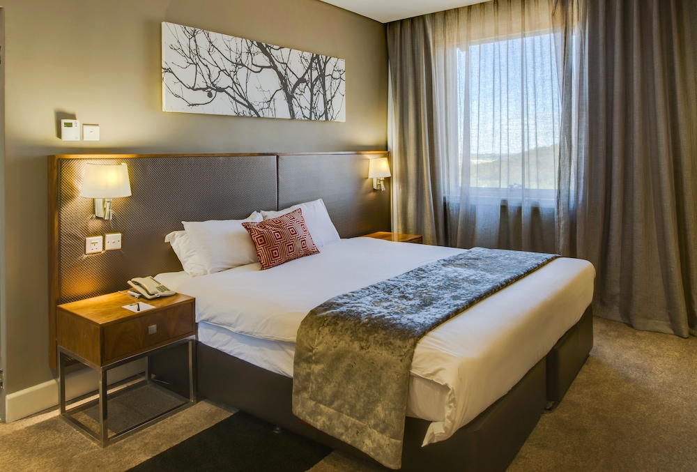 Towers Luxury Room