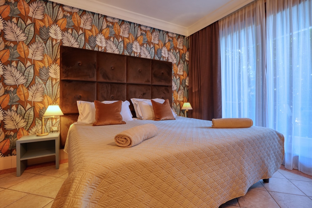 Classic Double Room - Photo 1