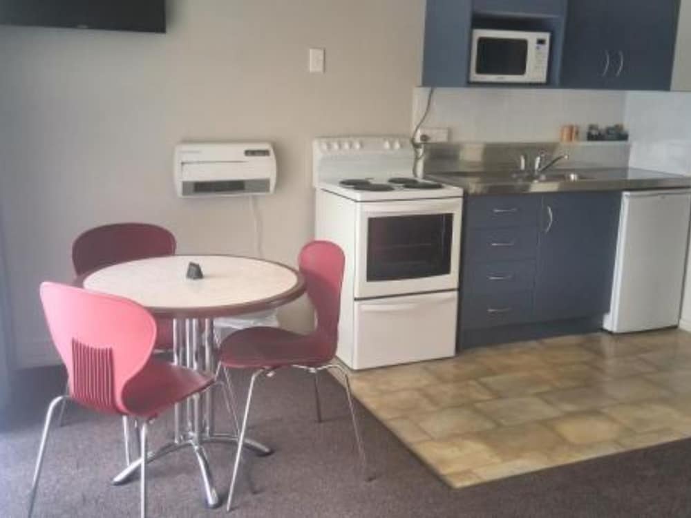 One Bedroom Unit photo 3