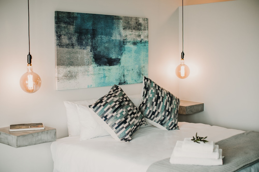 Family Suite, 2 Bedrooms, Poolside photo 1