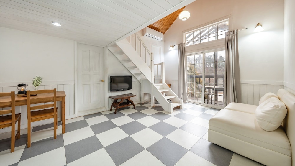 Basic Room, 1 Bedroom (A 201 (Private BBQ, Spa))