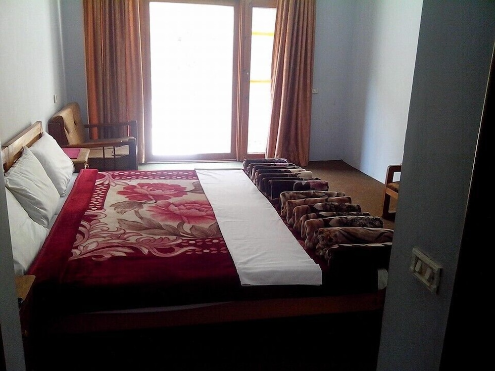 Deluxe Double Room photo 2