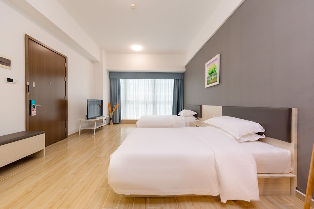 Superior Twin Room (8th to 22nd Floor)