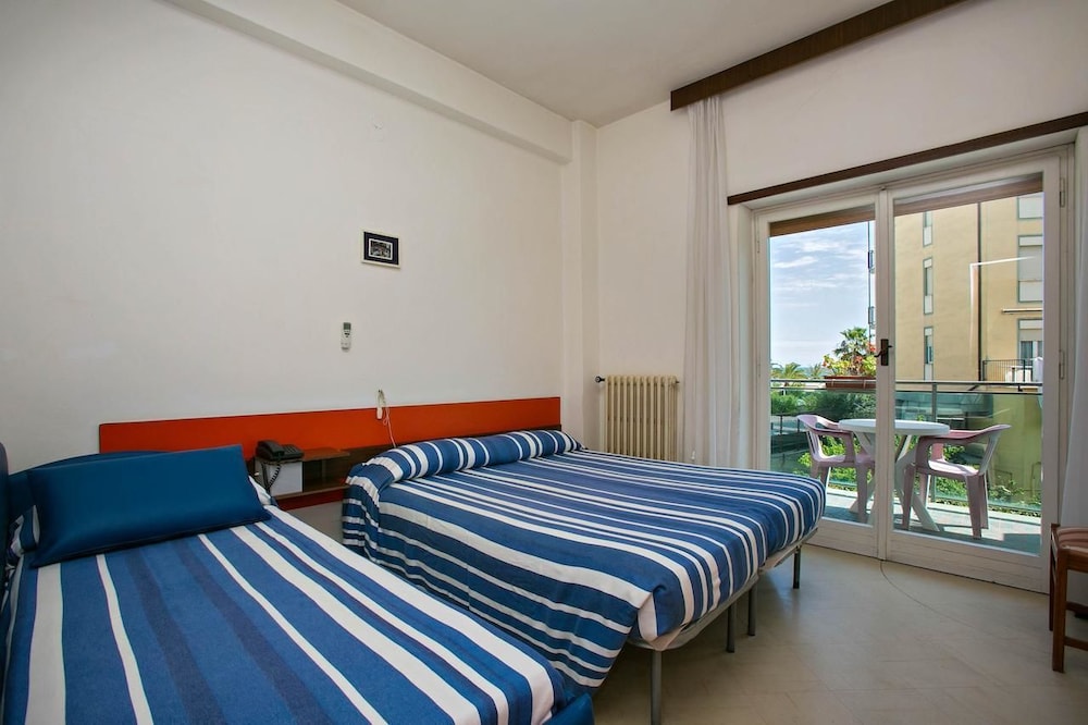 Triple Room photo 1