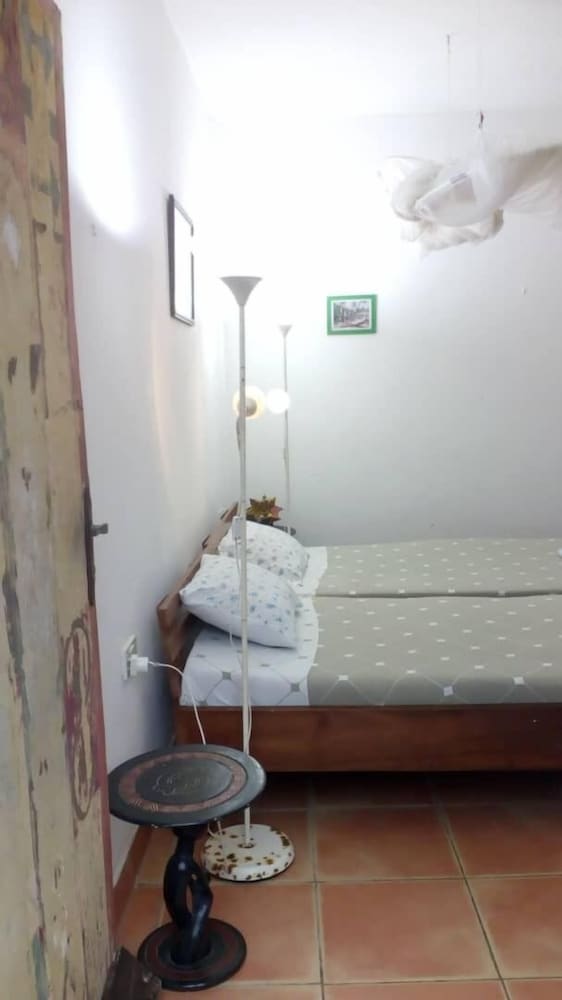 Basic Twin Room photo 1