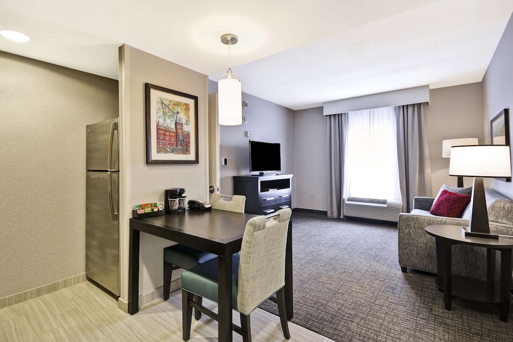 Suite, Accessible, Non Smoking photo 1