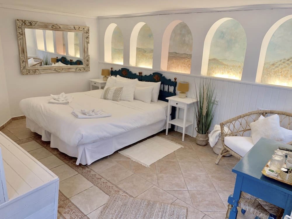 Double or Twin Room, Garden View